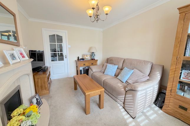 17, Ragley Drive, Wolverhampton photo 3