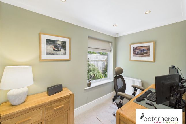Study/Home Office
