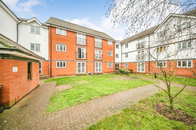 Flat for sale in Victoria Chase, Colchester