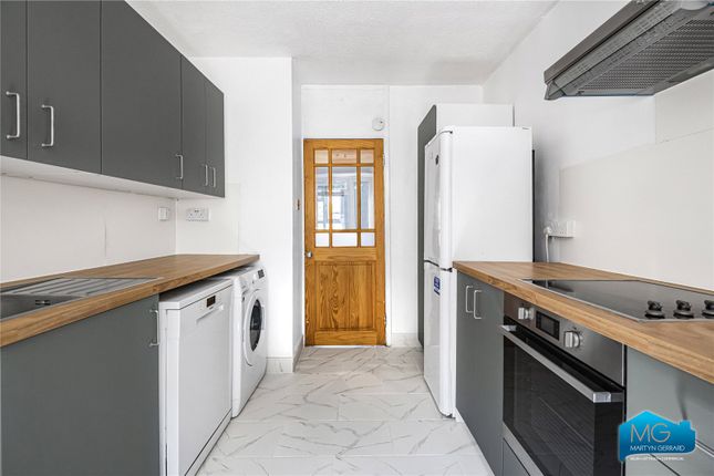 Thumbnail Flat to rent in Alexandra Road, Muswell Hill, London