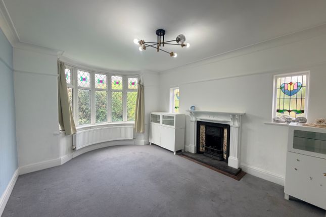 8, Altrincham photo 3