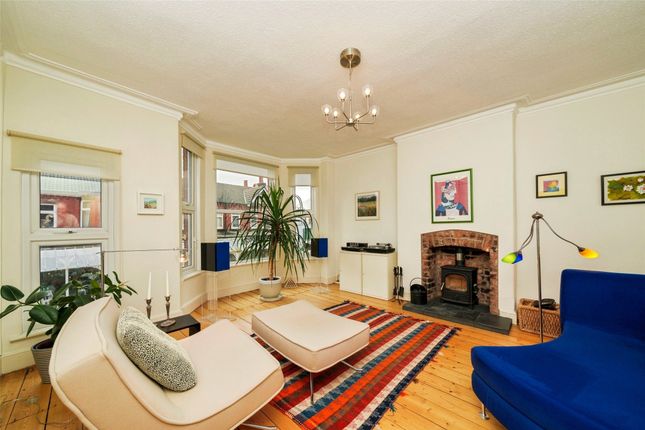 5, Acacia Grove, Wirral photo 2