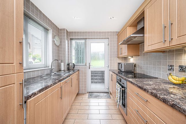 2, Annsmuir Place, Kirkcaldy photo 2
