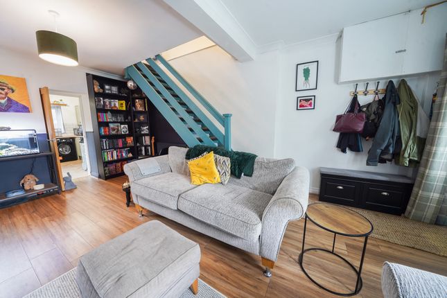 31, Vicarage Road, Swansea photo 4