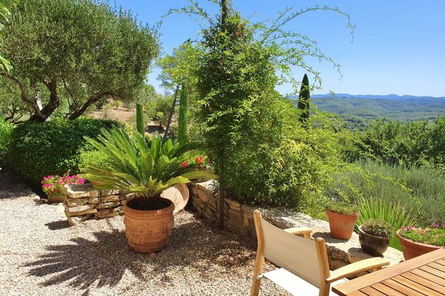 Villa for sale in Lorgues, Var Countryside (Fayence, Lorgues, Cotignac), Provence - Var