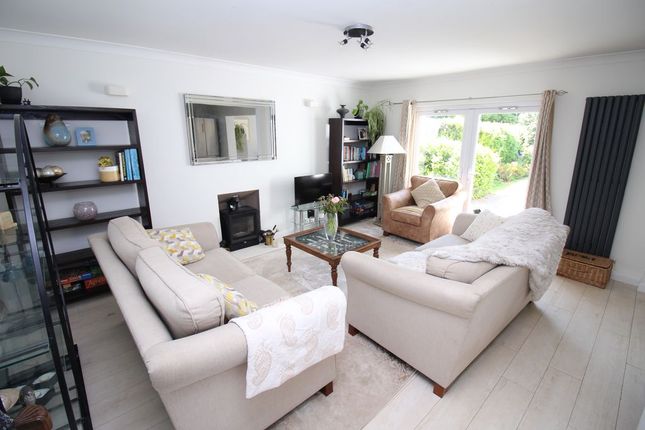 14, Greenview Crescent, Tonbridge photo 2