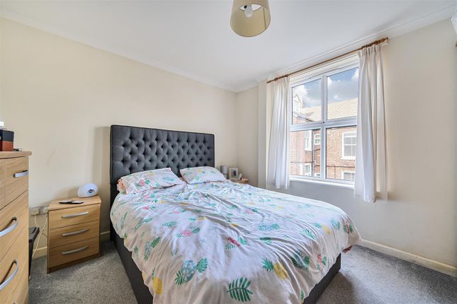 Flat 5 Cray House, 40, Stoke Road, Gosport photo 4