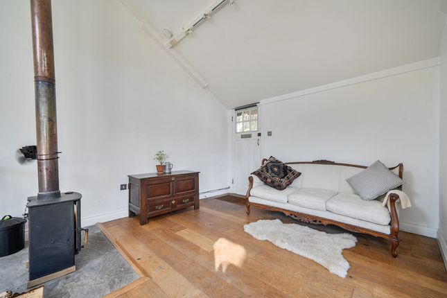 Annexe, Haslemere photo 3
