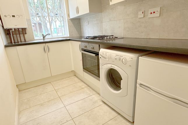 4, Plowright Court, Mapperley Park photo 3