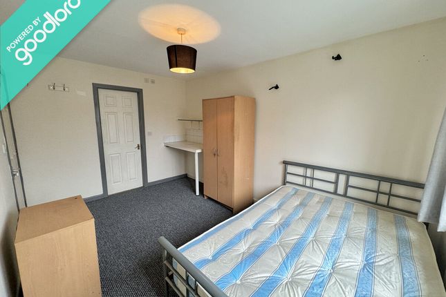 Thumbnail Room to rent in Holme Street, Hyde