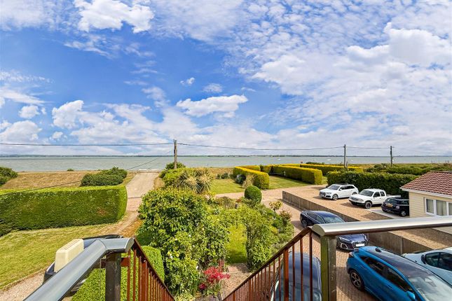 StoneCroft, Sea View promenade, Southminster photo 3