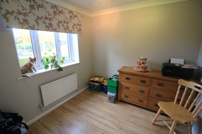 59, Churchfields, Hethersett photo 4