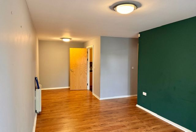 Thumbnail Flat to rent in Ings Road, Wakefield