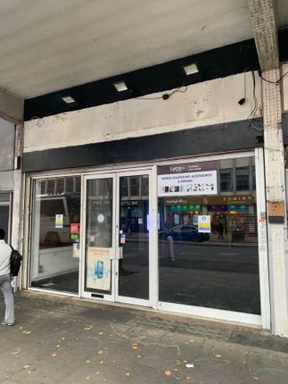 Retail premises to let in Edgware Road, Paddington