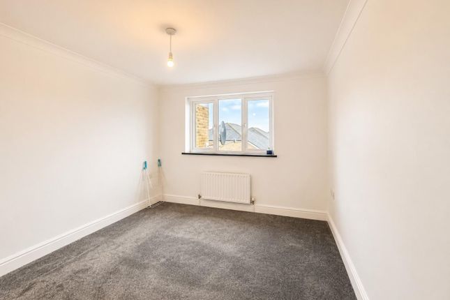 3, White Hart Court, High Street, Waltham Cross photo 3