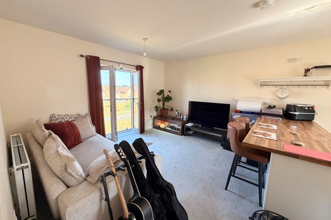 37, Foxglove Way, Doncaster photo 2