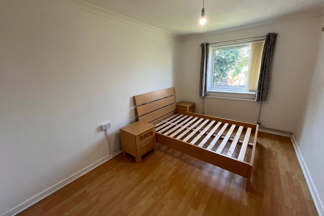 6 Eastland Place, Neath photo 3