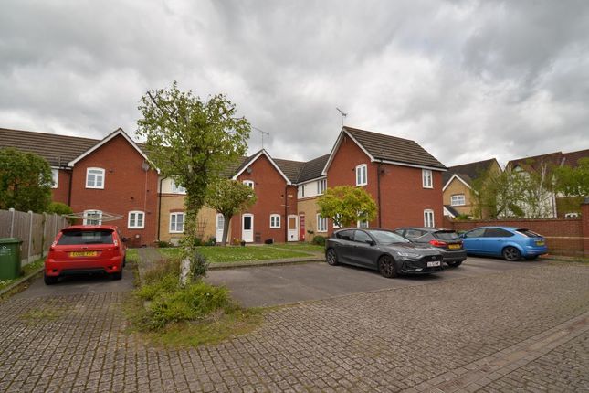Terraced house to rent in Melville Drive, Wickford
