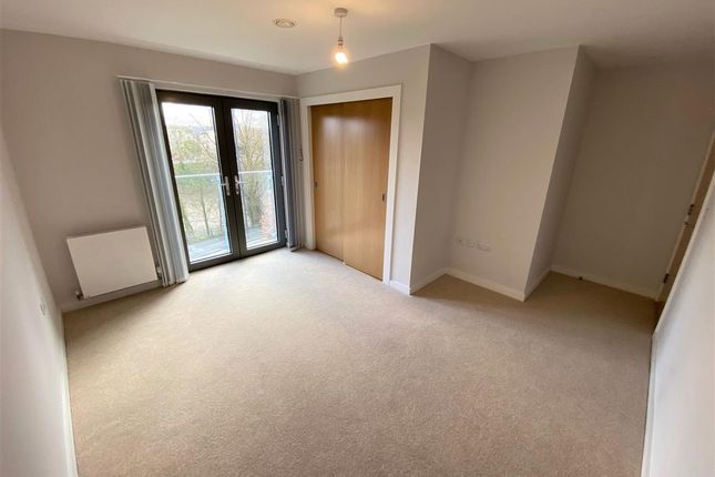 Flat to rent in Abel Yard, The Gateway, Wapping Wharf, Bristol