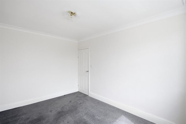 44, Clarkson Avenue, Chesterfield photo 4