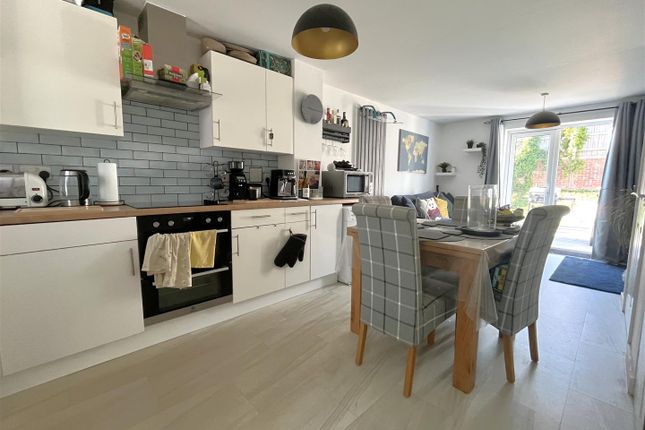 30, Rosebay Drive, Weymouth photo 3