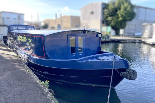 Houseboat for sale in Lagoon, Southall
