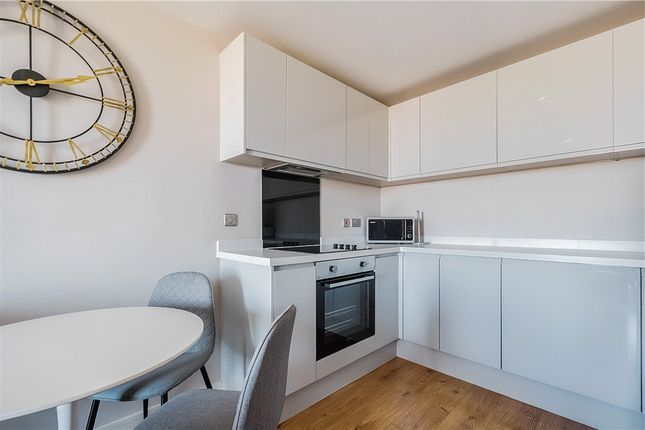 Apartment 505 Quay Central,, 9 Jesse Hartley Way, Merseyside photo 5