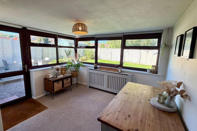 11, Fallowfield Close, Hereford photo 5