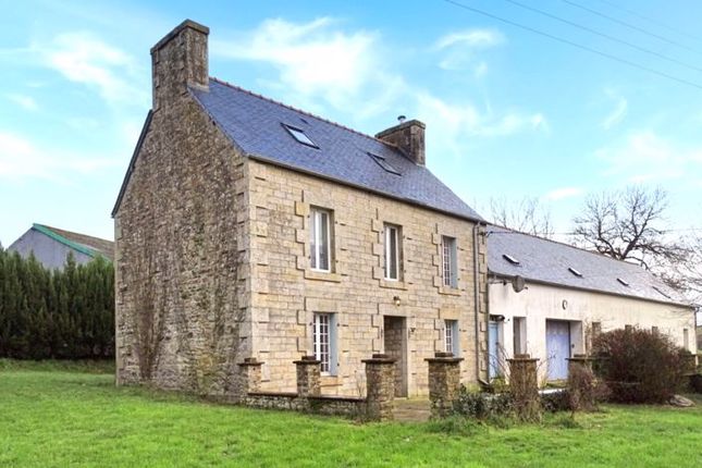 Thumbnail Property for sale in Brittany, Cotes D'armor, Near Carnoet