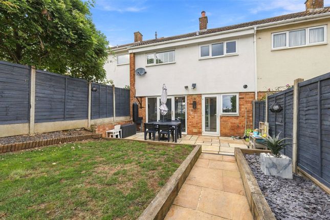 4, Finchmoor, Essex photo 3