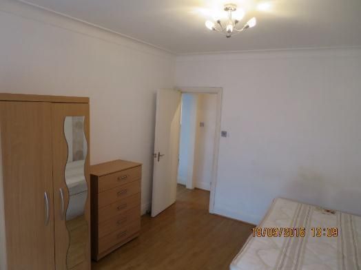 7, Babington Road, London photo 4