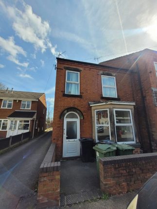 Flat to rent in George Street, Riddings, Derbyshire