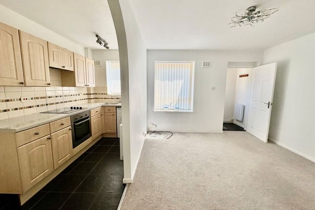 89, Bisell Way, Brierley Hill photo 5