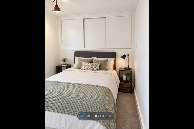 Beaumont Road, London photo 3