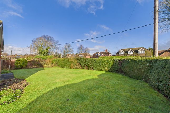 45 Parish Piece, High Wycombe photo 2