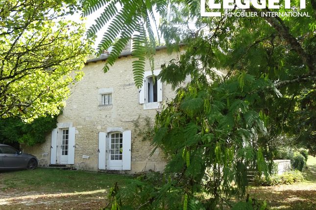 Thumbnail Villa for sale in Bertric-Burée, Dordogne, Nouvelle-Aquitaine