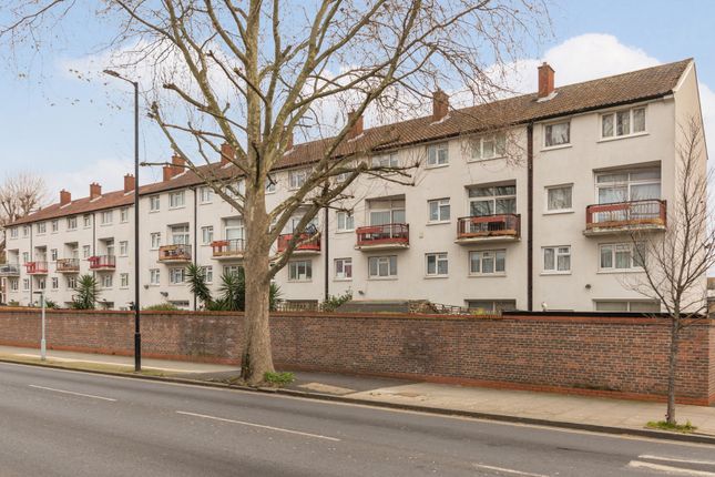 Terraced house for sale in Ash House, Longfield Estate