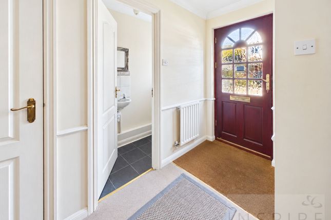 24 Highdown Way, Horsham photo 2