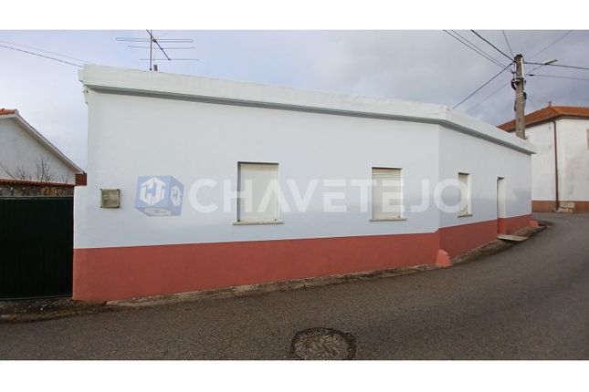 Thumbnail Detached house for sale in Chancelaria, Torres Novas, Santarém