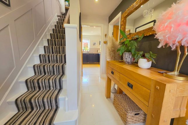 8, Stainborough Road, Barnsley photo 2