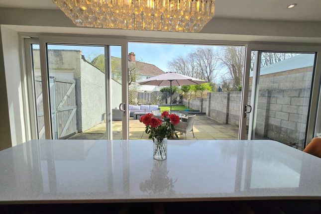 44 St. Johns Drive, Porthcawl photo 3