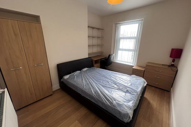 Shared accommodation to rent in St Helens Avenue, Swansea