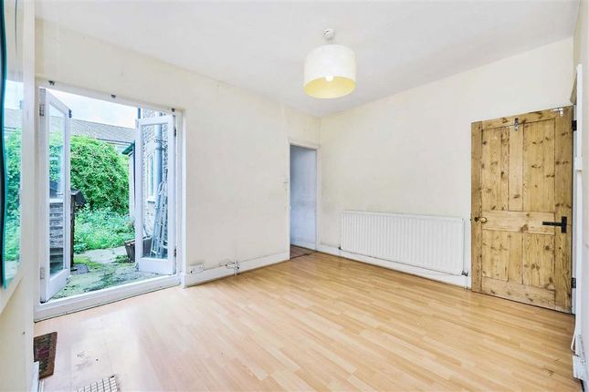 44, Ronver Road, London photo 3