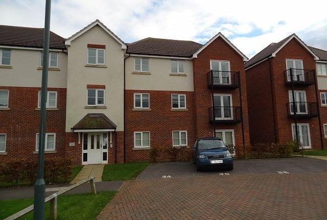 Thumbnail Flat to rent in Mistyrose Close, Allesley, Coventry