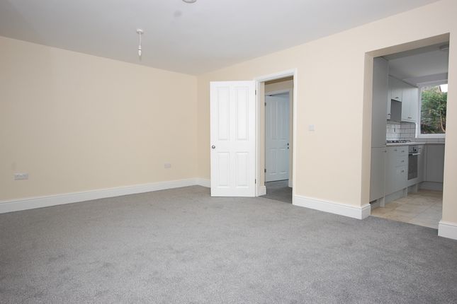 Flat 1 22,, Penn Street, Derbyshire photo 4