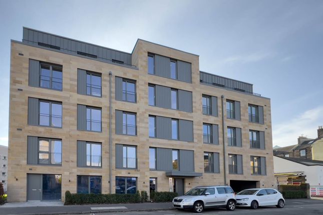 Thumbnail Flat for sale in Falcon Road West, Morningside, Edinburgh