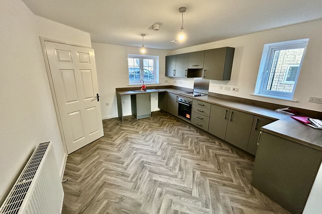 6, Elm Drive, Holbeach photo 2