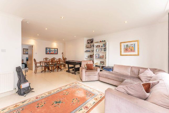Town house for sale in Fellows Road, London