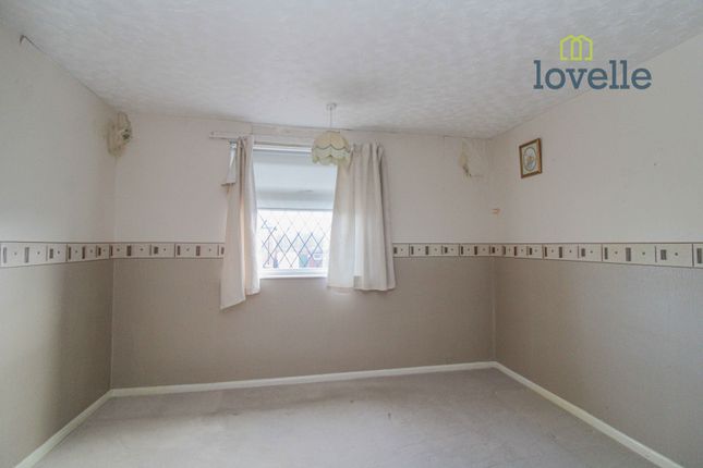 Terraced house for sale in Worcester Avenue, Grimsby