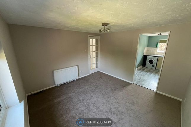 Thumbnail Maisonette to rent in Norwood Close, Aylesbury